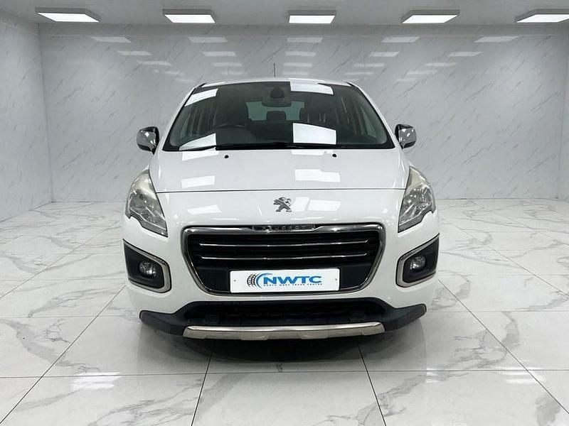 Used Peugeot 3008 Active 2015 White Hatchback