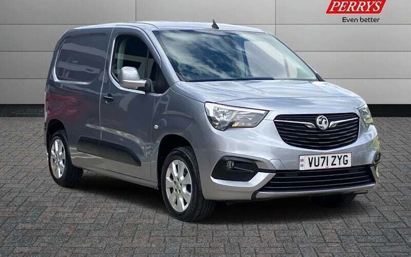 Used 2021 Vauxhall Combo MPV | £11,634 (Fair price) - Image 1/4