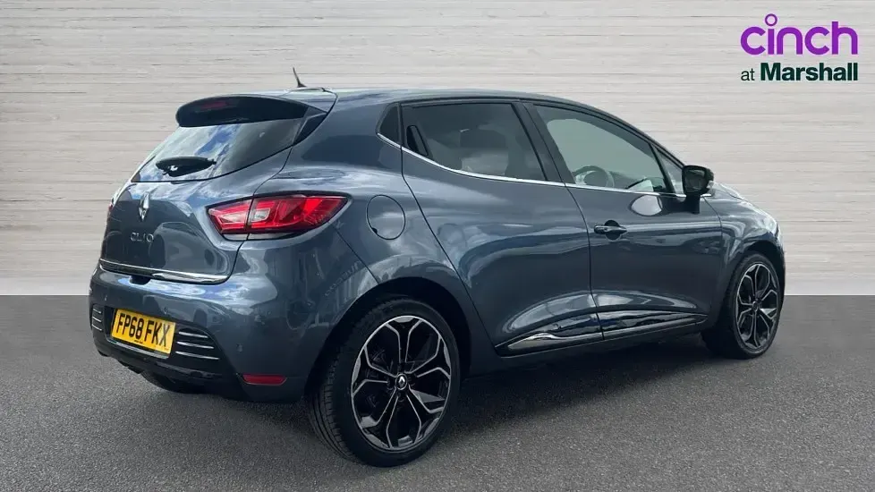 Used Renault Clio Iconic 90 HP (66 kW) 2018 Grey