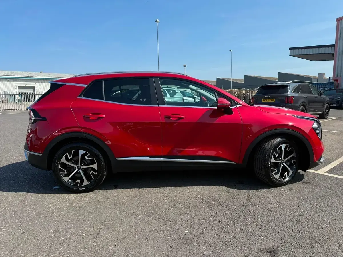 Used Kia Sportage 136 HP (100 kW) 2025 Red SUV