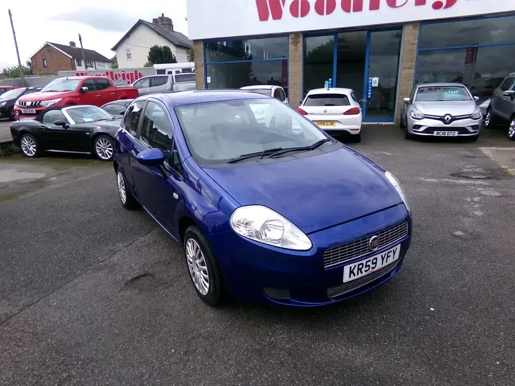 Used Fiat Grande Punto Active 77 HP (56 kW) 2009 Blue Hatchback