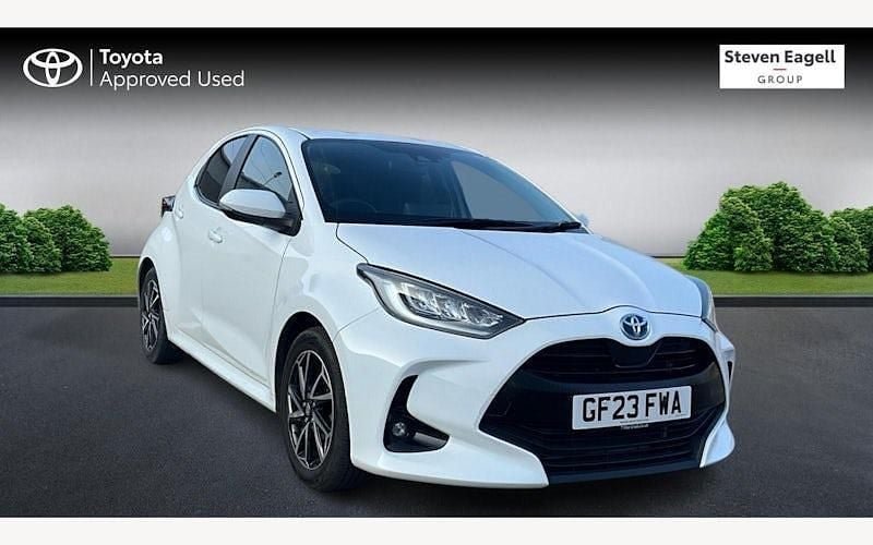 Used Toyota Yaris Hybrid Design 116 HP (85 kW) 2026 Hatchback