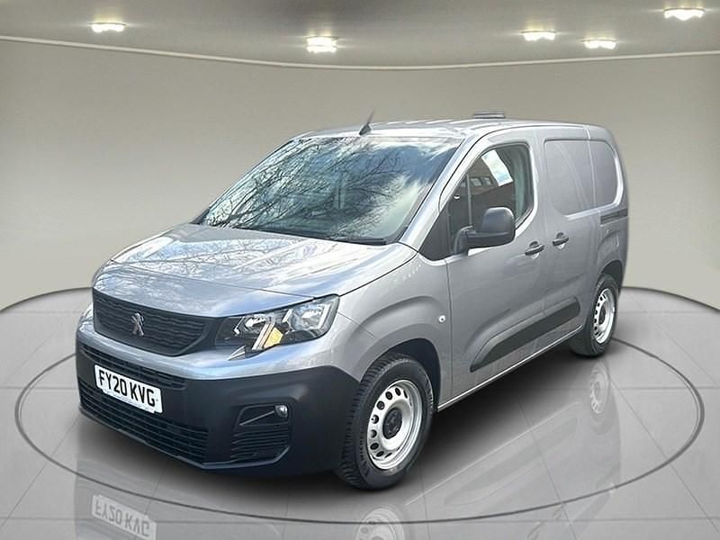 Used Peugeot Partner 131 HP (96 kW) 2020 Grey MPV