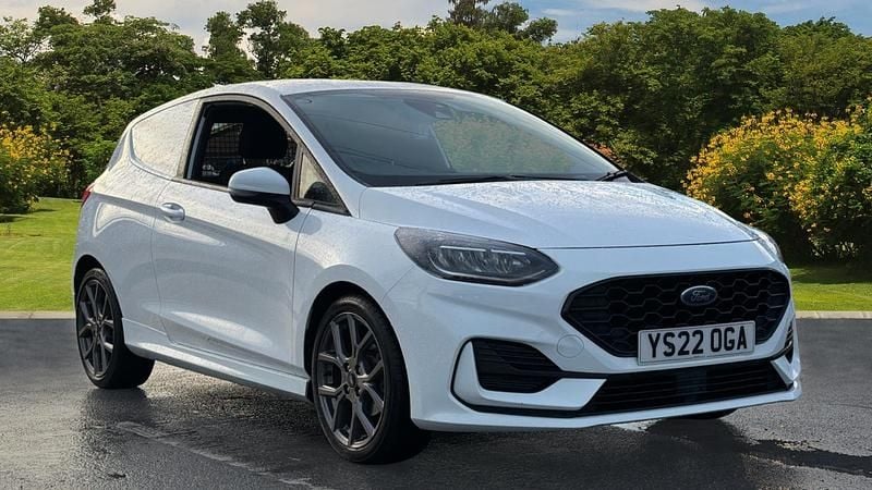 Used Ford Fiesta Sport 125 HP (91 kW) 2022 Van