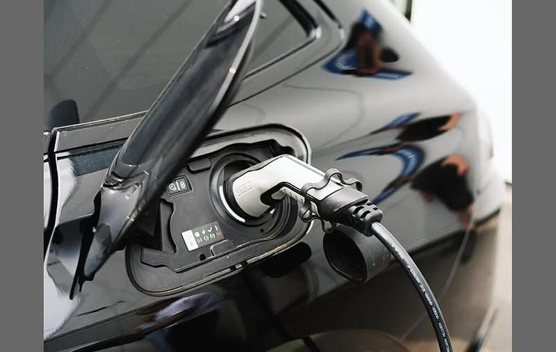 Used Peugeot e-2008 GTi 100 kW (136 HP) 2023 Grey SUV