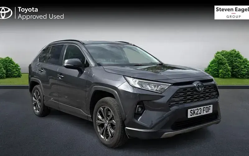 Second-hand Toyota RAV4 Design 218 CP (160 kW) 2025 SUV