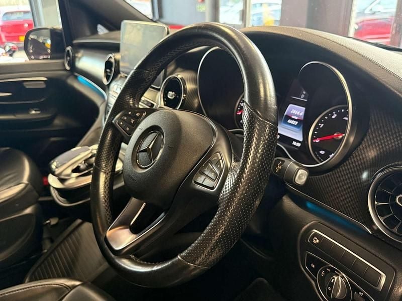 Used Mercedes V300 AMG line 239 HP (175 kW) 2019 Black MPV