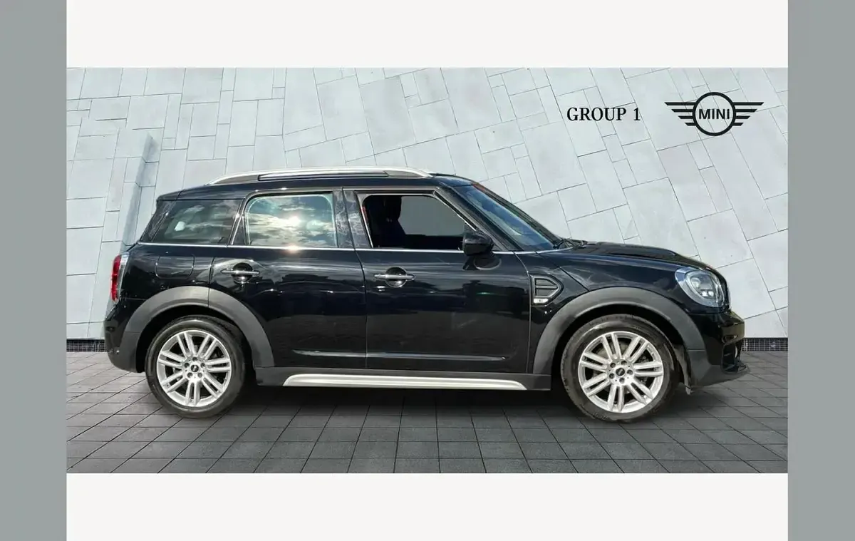 Used Mini Cooper Countryman 134 HP (98 kW) 2018 Black SUV