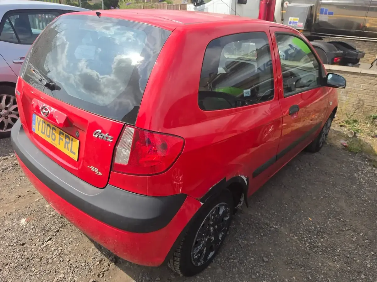Used Hyundai Getz SE 62 HP (45 kW) 2006 Red Hatchback