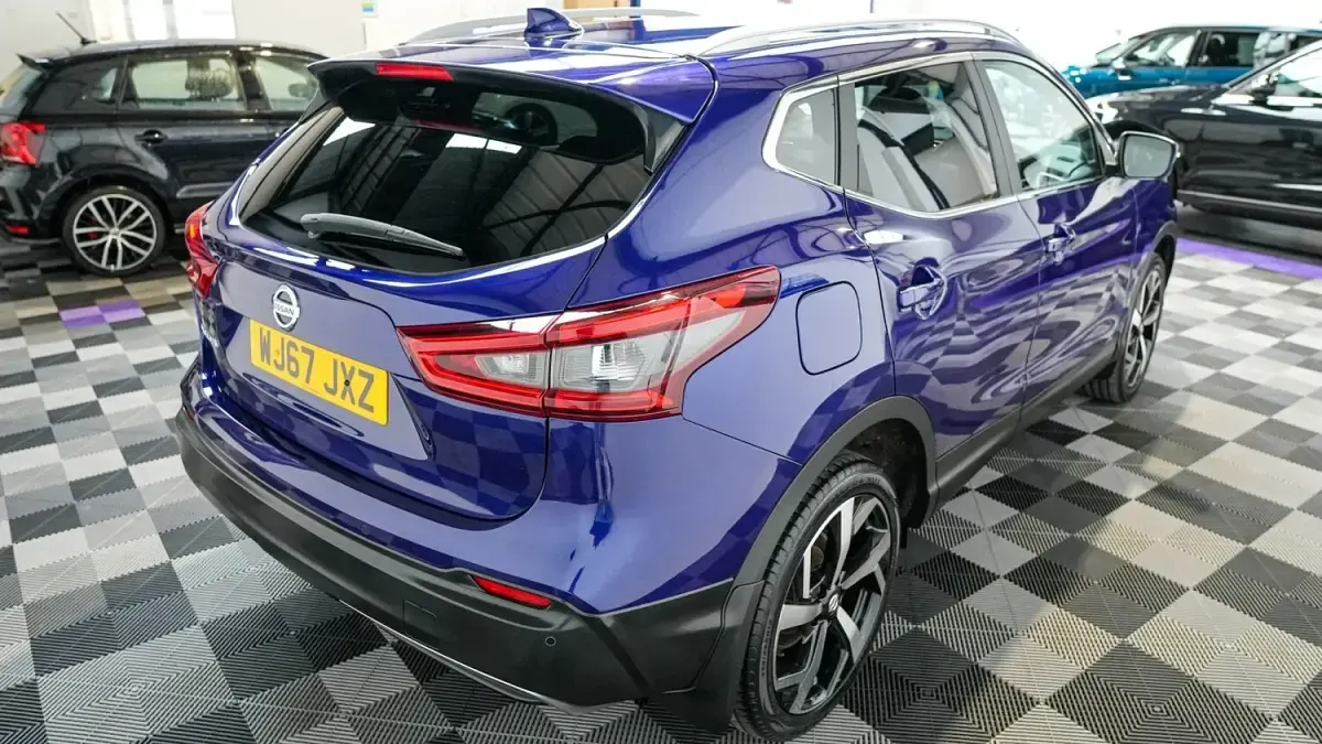 Used Nissan Qashqai Tekna 2017 Blue SUV