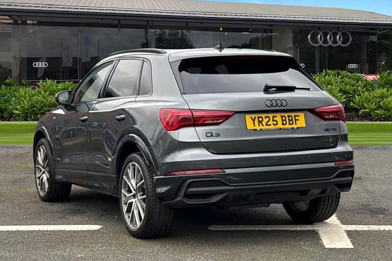Used Audi Q3 Black Edition 150 HP (110 kW) 2025 Grey SUV