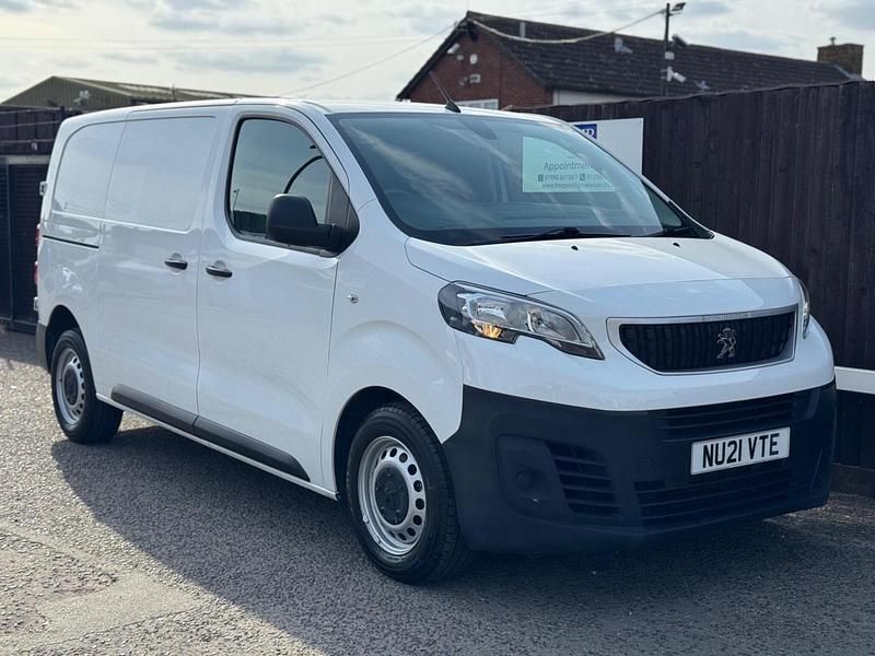 White Used 2021 Peugeot Expert S Van | £10,995 (Good price) - Image 1/4