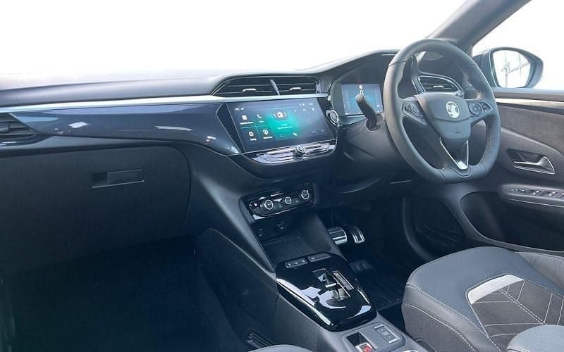 Second-hand Vauxhall Corsa Ultimate 136 CP (100 kW) 2025 Gri Hatchback