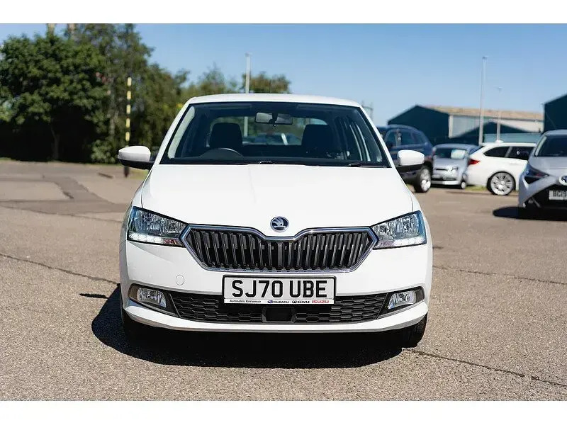 Used Skoda Fabia SE 60 HP (44 kW) 2020 White Hatchback