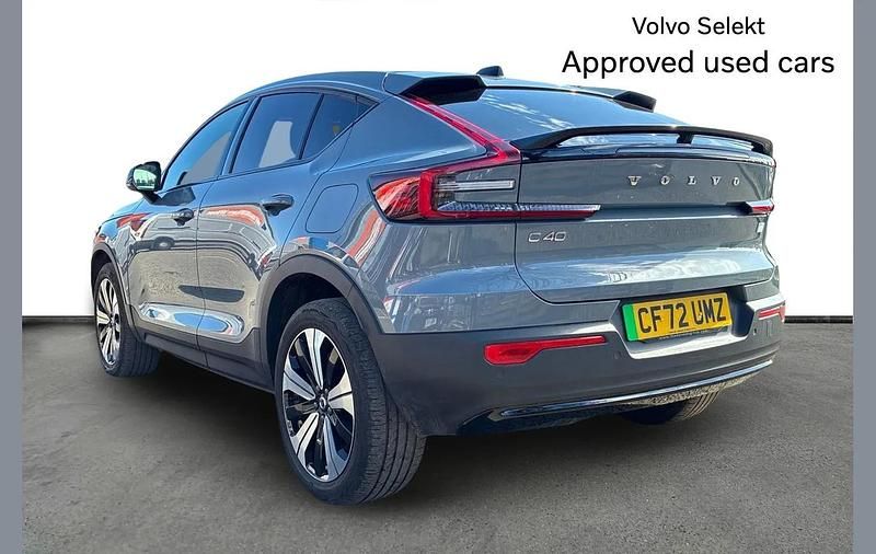 Usado Volvo C40 Core 169 kW (231 CV) 2023 Gris SUV