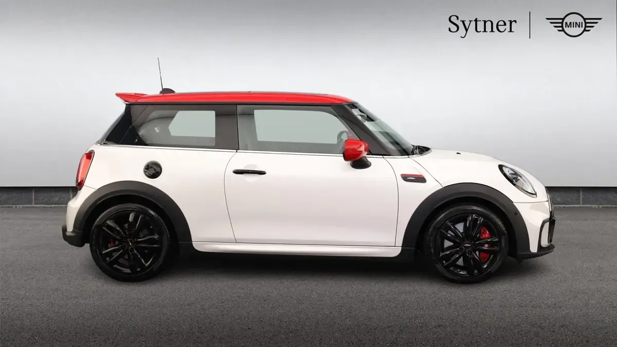 Used Mini John Cooper Works Hatch 228 HP (167 kW) 2023 White Hatchback