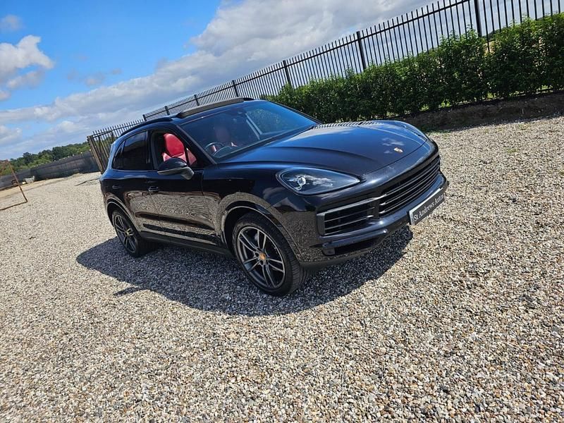 Black Used 2018 Porsche Cayenne SUV | £29,995 (Fair price) - Image 1/4