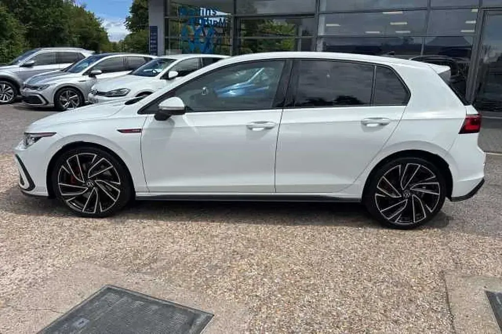 Used VW Golf VIII GTI 245 HP (180 kW) 2021