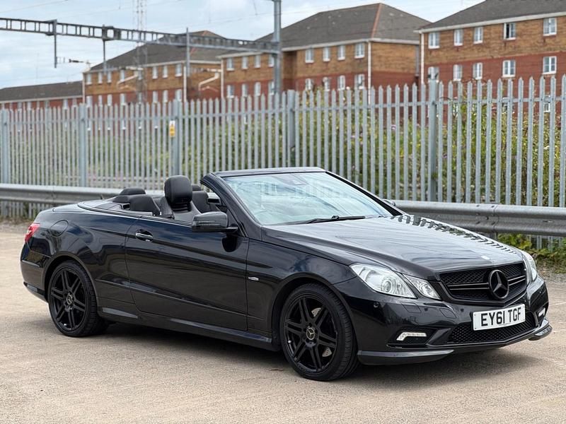 Used Mercedes E220 170 HP (125 kW) 2011 Black Cabriolet