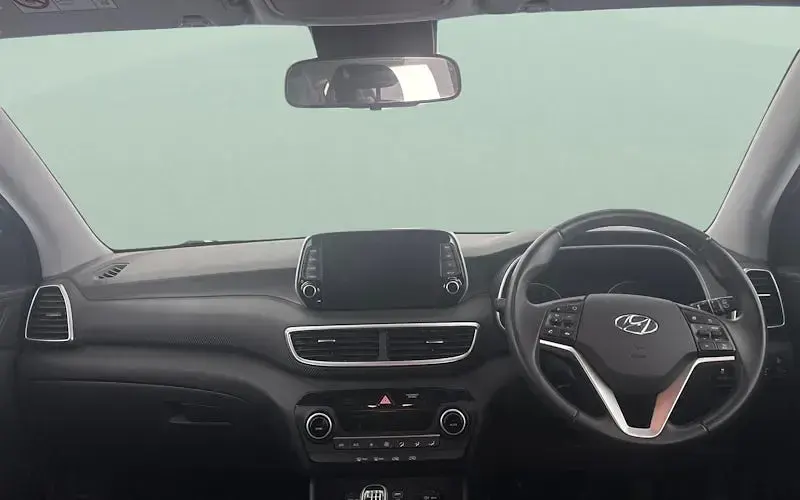 Second-hand Hyundai Tucson SE 132 CP (97 kW) 2020 Alb SUV