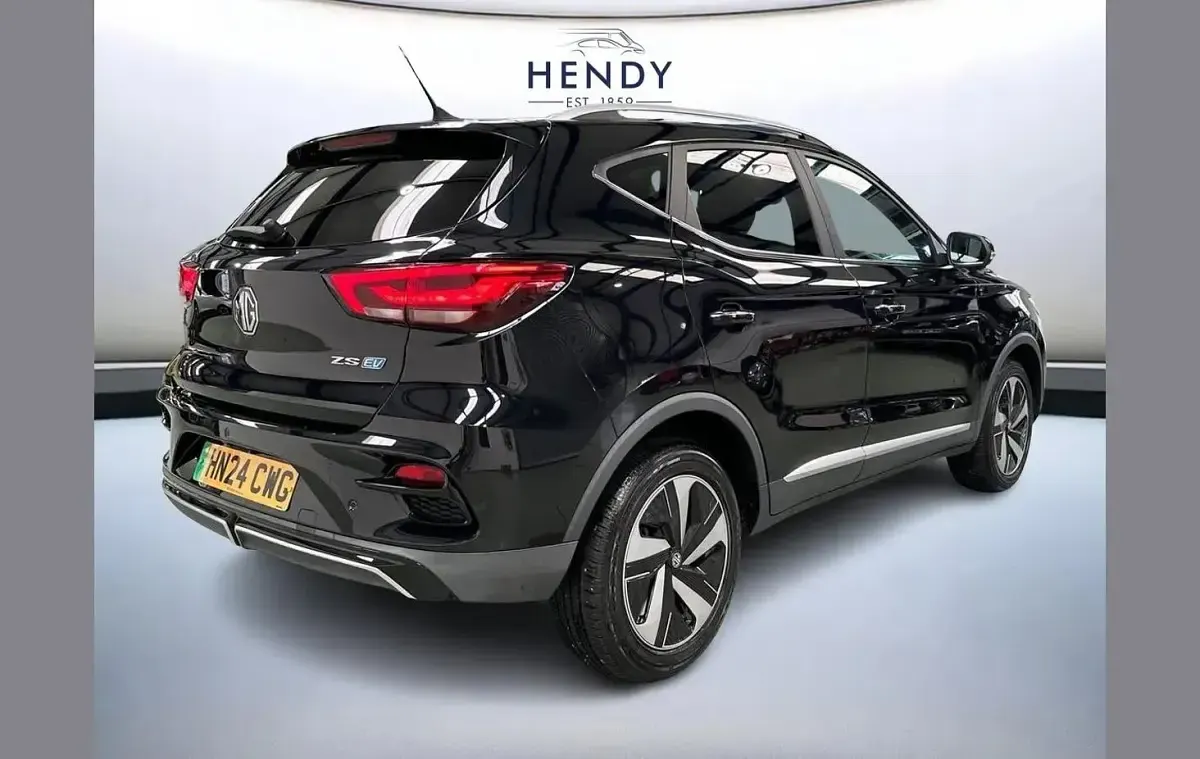 Used MG ZS Trophy Connect 114 kW (156 HP) 2024 Black SUV