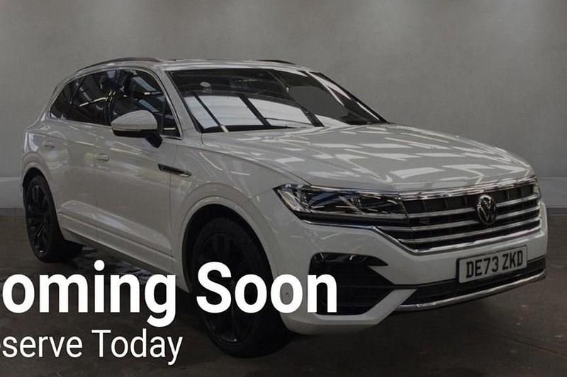 White Used 2023 VW Touareg R-line SUV | £39,990 (Super price) - Image 1/1