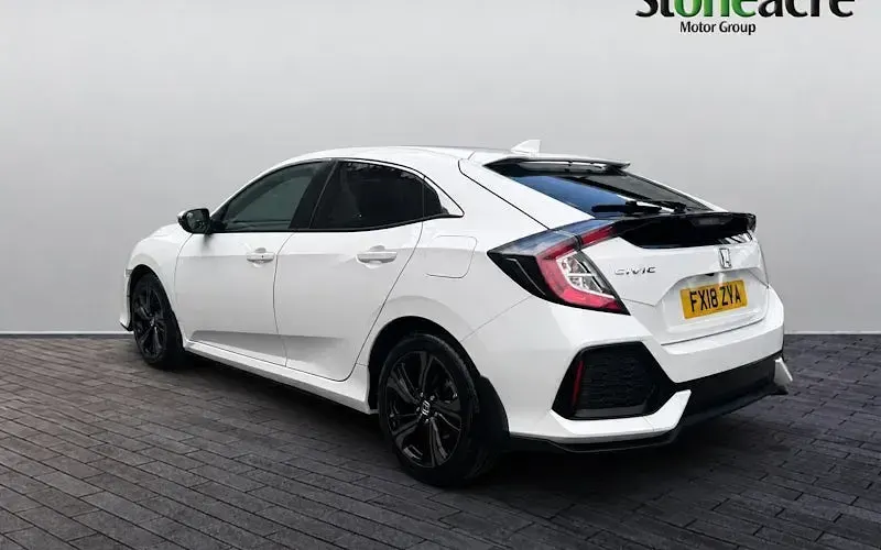 Used Honda Civic EX 120 HP (88 kW) 2020 White Hatchback