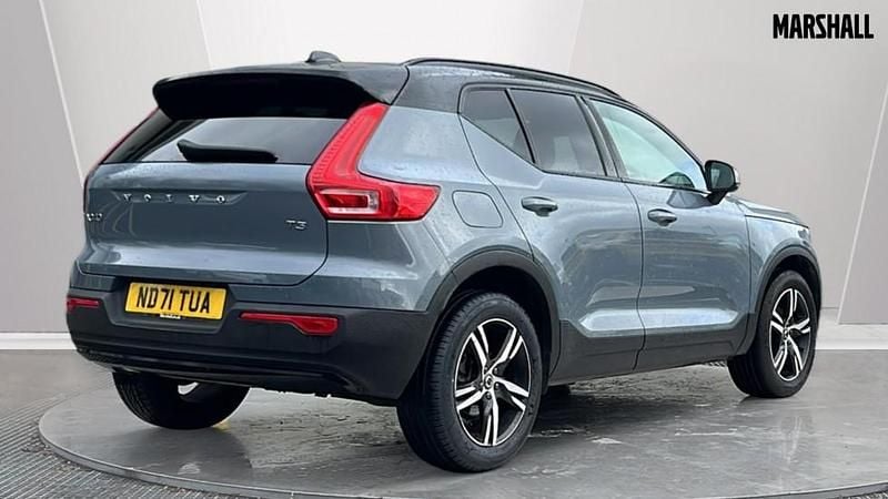 Used Volvo XC40 R-Design 163 HP (119 kW) 2021 Grey SUV