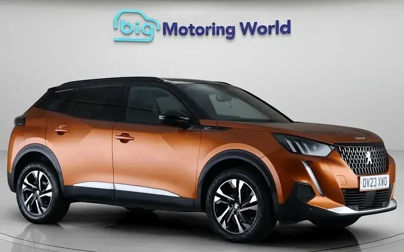 Used Peugeot 2008 GT 131 HP (96 kW) 2023 SUV