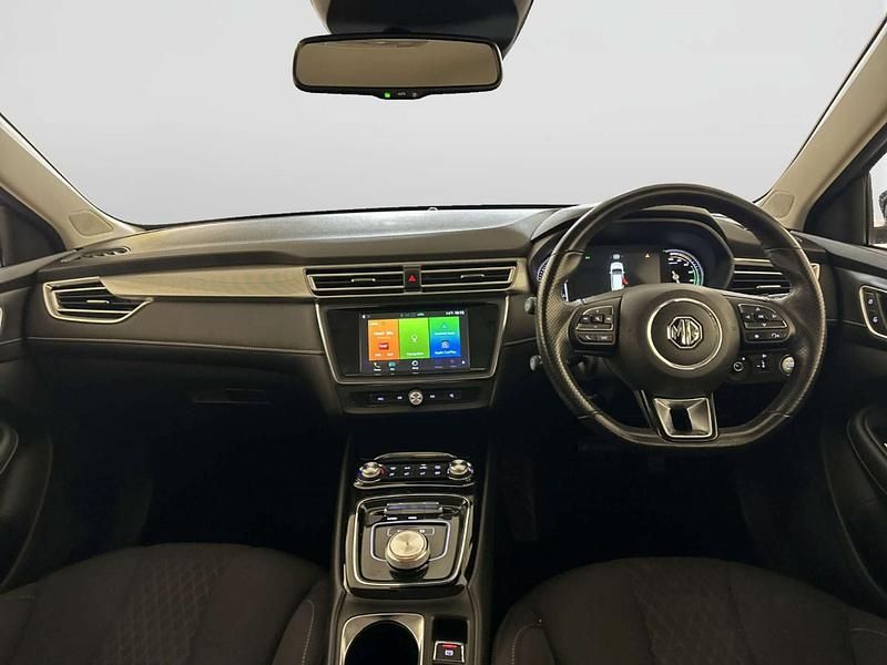 Second-hand MG MG5 EV Excite 114 kW (156 CP) 2023 Negru Break