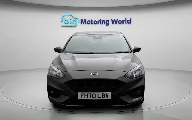 Used Ford Focus ST-Line 120 HP (88 kW) 2021 Grey Hatchback