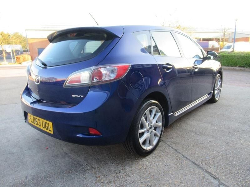 Used Mazda 3 105 HP (77 kW) 2013 Blue Hatchback