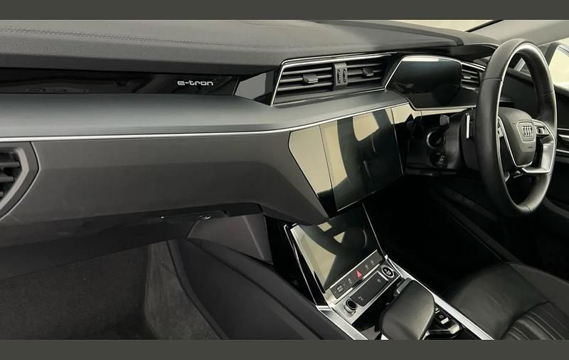 Used Audi Q8 e-tron Sport 250 kW (340 HP) 2023 Grey SUV