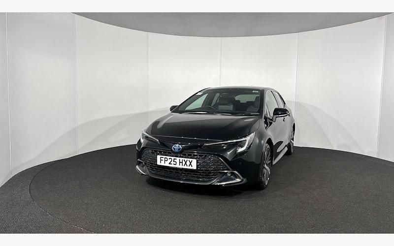 Used Toyota Corolla Design 140 HP (102 kW) 2025 Hatchback