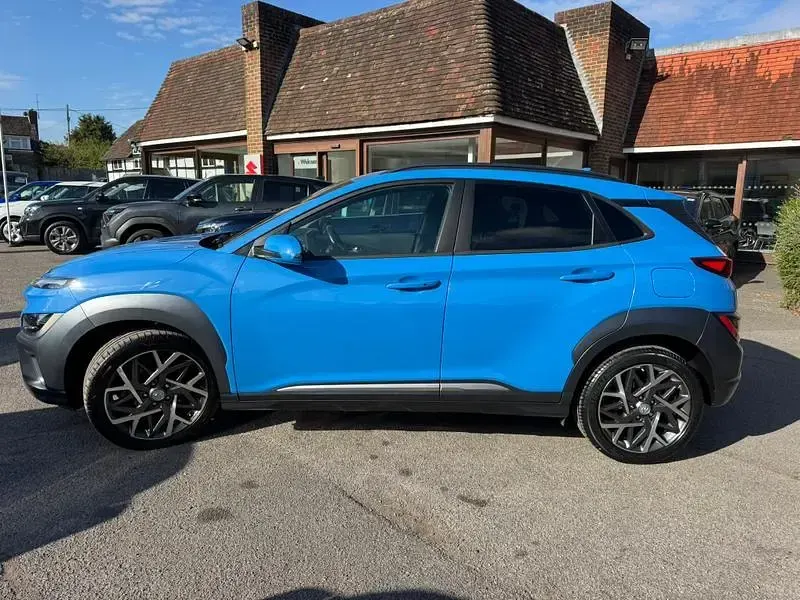 Used Hyundai Kona Premium 141 HP (103 kW) 2021 Blue SUV