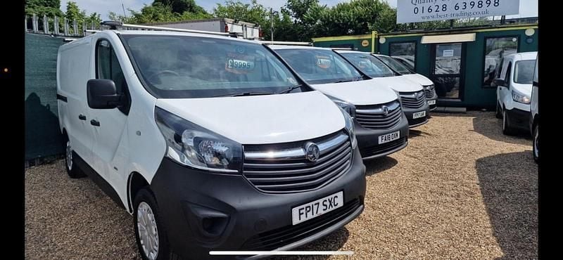 White Used 2017 Vauxhall Vivaro Van | £7,995 (Good price) - Image 1/4