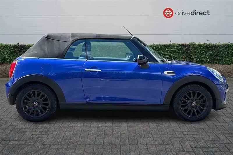 Used Mini Cooper Cabriolet Classic 136 HP (100 kW) 2019 Blue Cabriolet