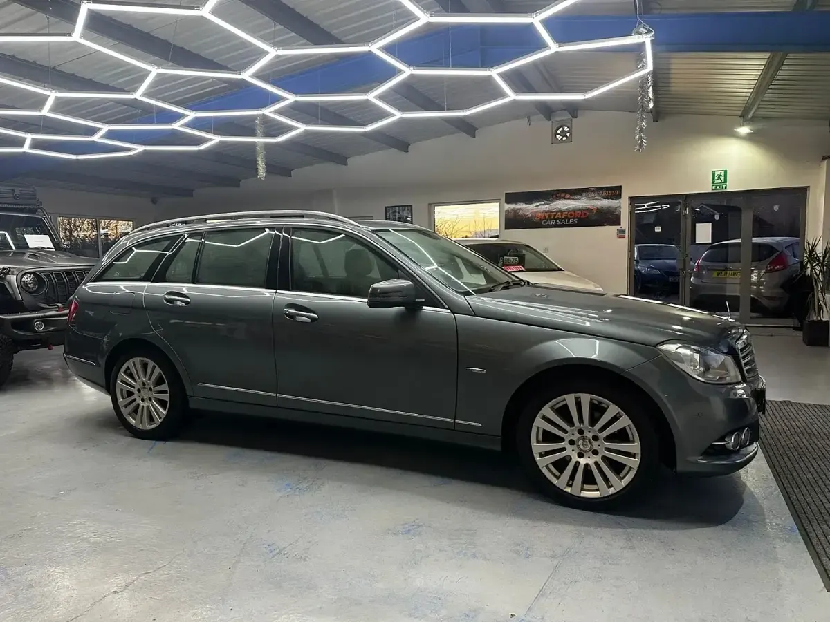 Used Mercedes C180 Elegance 2012 Grey Estate