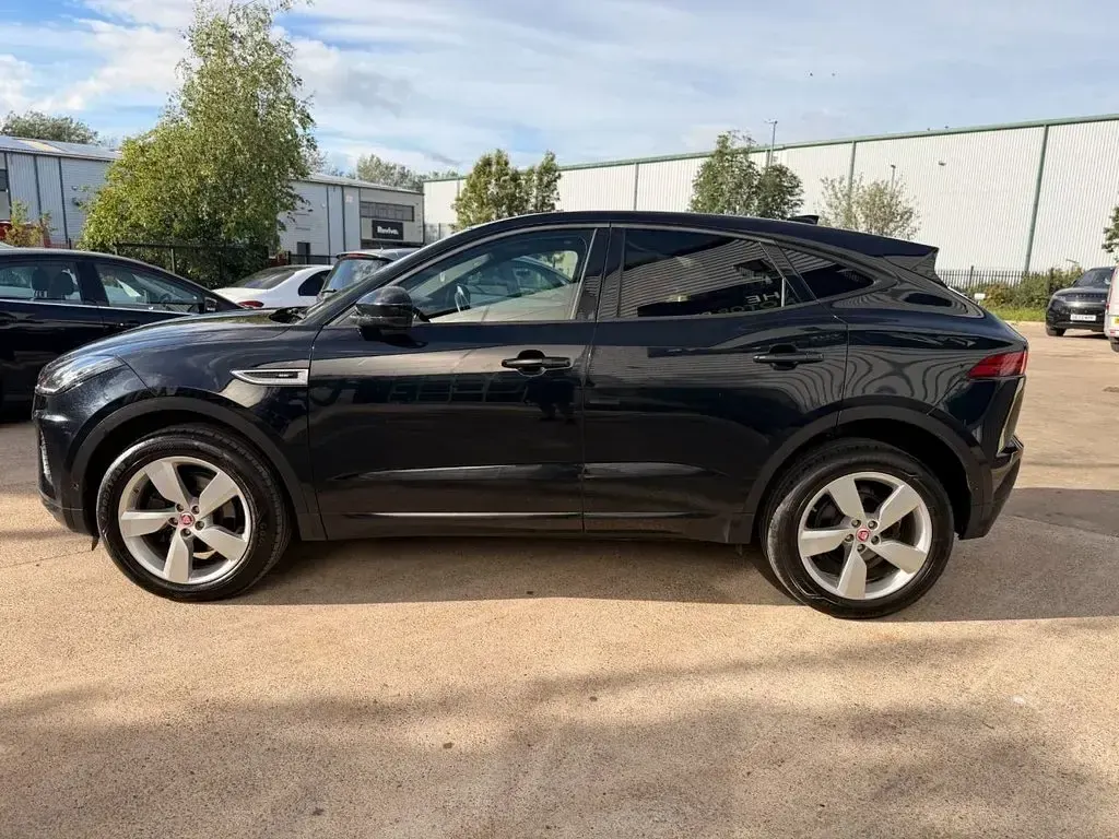 Used Jaguar E-Pace R-Dynamic 150 HP (110 kW) 2019 Black SUV