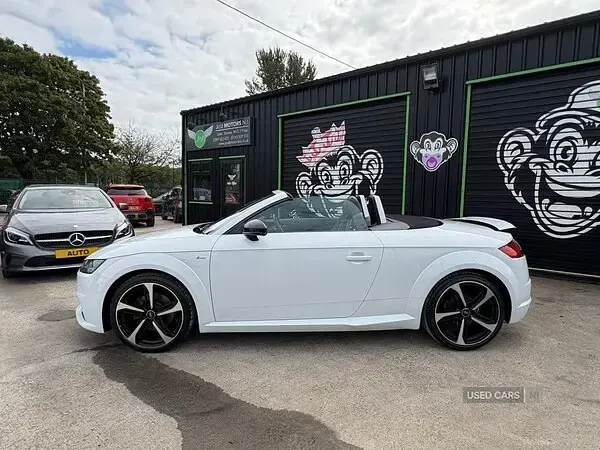 Used Audi TT Black Edition 180 HP (132 kW) 2017 White Coupe