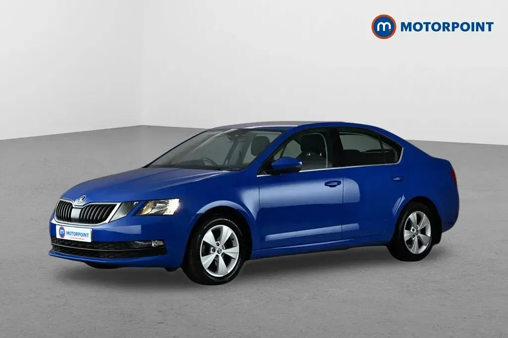 Used Skoda Octavia SE Technology 116 HP (85 kW) 2019 Blue Hatchback