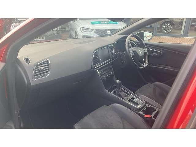 Image 2/4