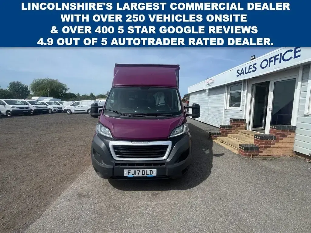 Used Peugeot Boxer S 160 HP (117 kW) 2017 Purple Van