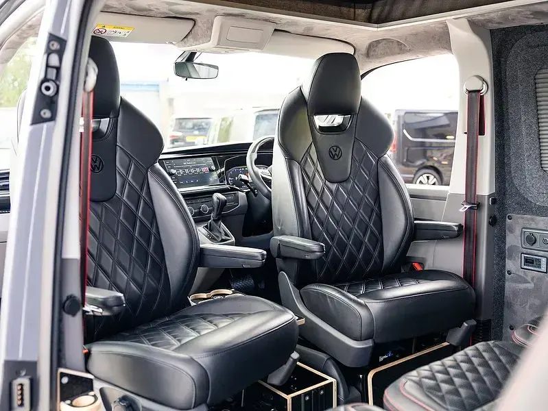 Used VW T6.1 Highline 150 HP (110 kW) 2022 Grey Van
