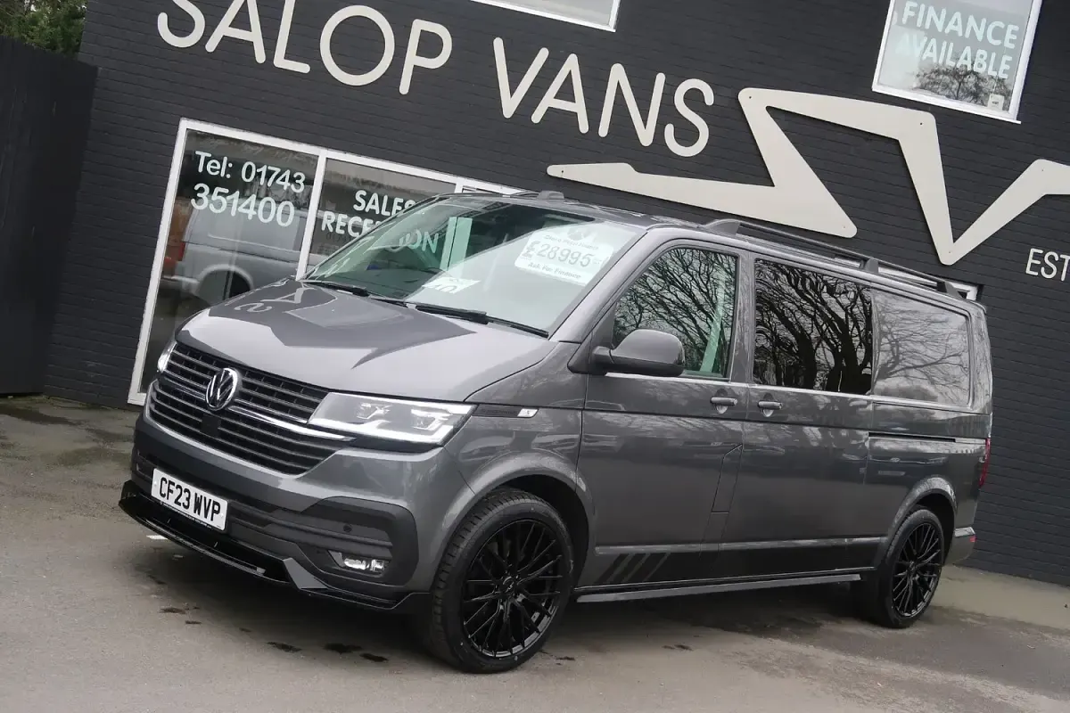 Used VW Transporter Highline 150 HP (110 kW) 2023 Grey Van