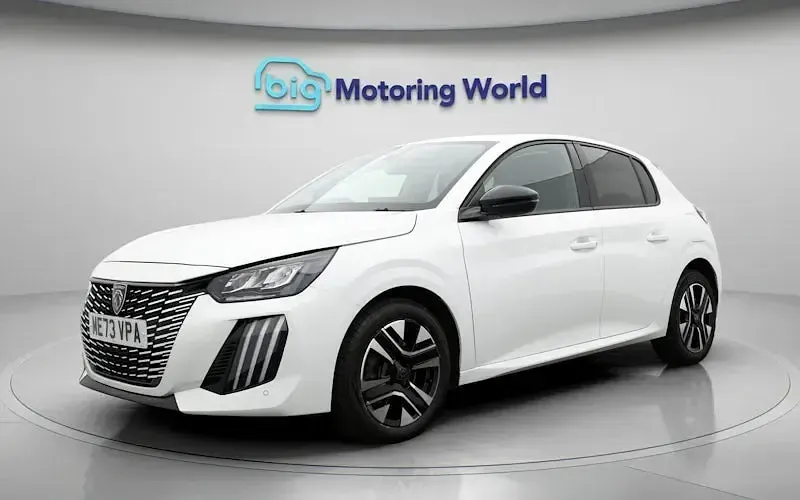 Gebraucht Peugeot 208 Allure 101 PS (74 kW) 2024 Weiß Kleinwagen