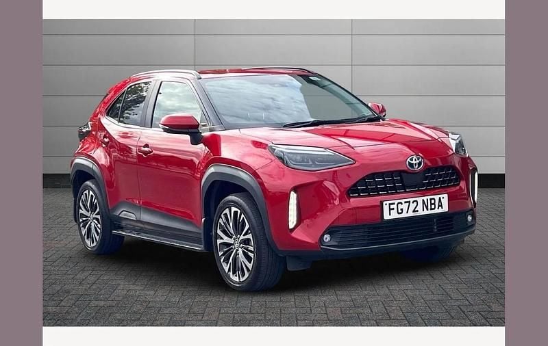 Red Used 2022 Toyota Yaris Cross SUV | £22,199 (Fair price) - Image 1/3