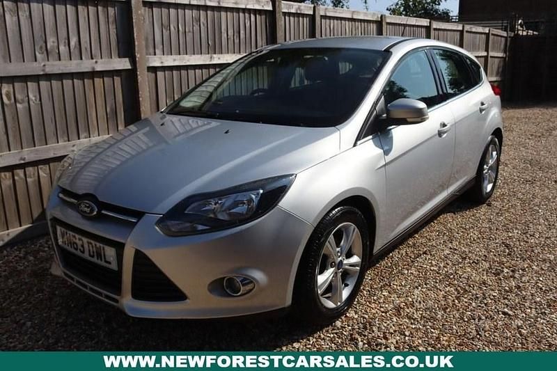 Silver Used 2013 Ford Focus Zetec Hatchback | £3,997 (A bit pricey) - Image 1/4