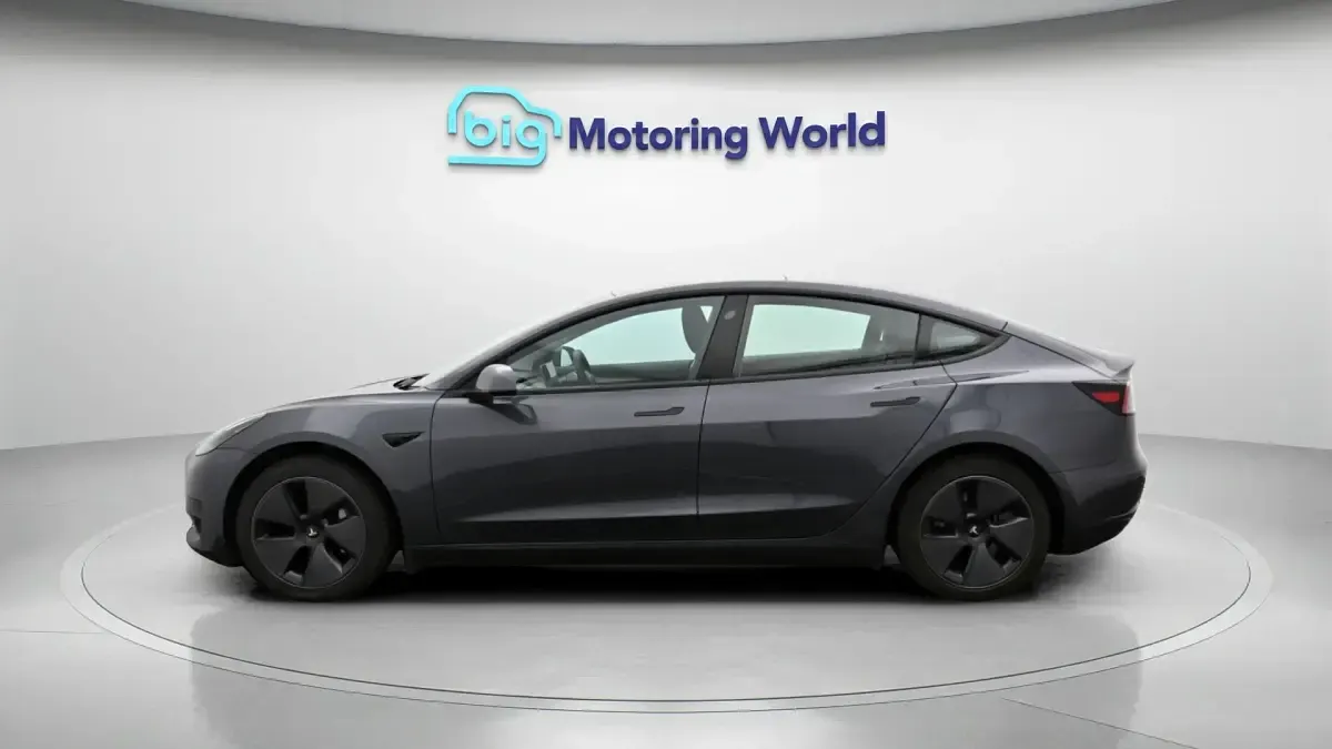 Used Tesla Model 3 RWD 222 kW (302 HP) 2022 Grey Sedan