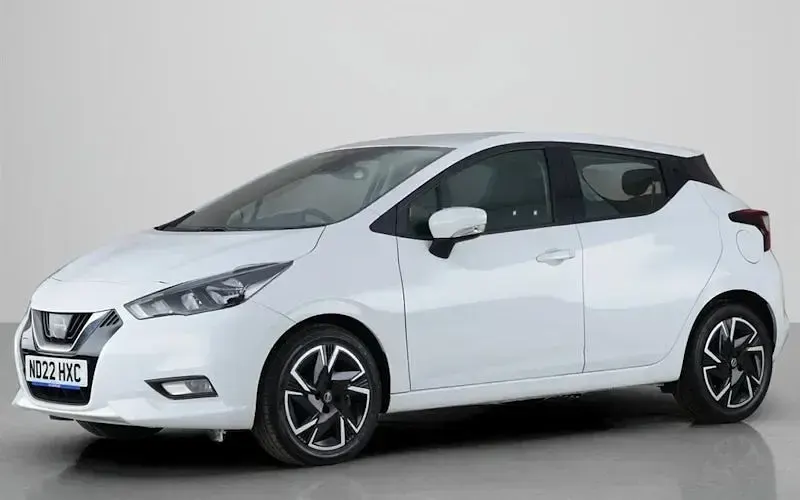 Used Nissan Micra Acenta 92 HP (67 kW) 2022 White Hatchback